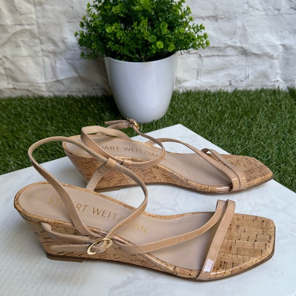 Stuart Weitzman
Oasis 50MM Leather Wedge Sandalsa size 7 Adobe (Nude) Cork - Picture 7 of 13